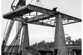 Bnr. 713 'Westerhavenbrug Schiedam' 1937, afmonteren van de Balans op de beide Hameien.