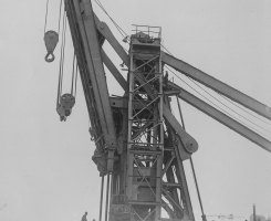Bnr. 716: 'The 250 Ton Crane' (1937)
