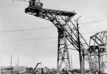 Overzicht 'Werf Gusto' in 1929 met in aanbouw een drijvende kraan voor 'Werkspoor'.