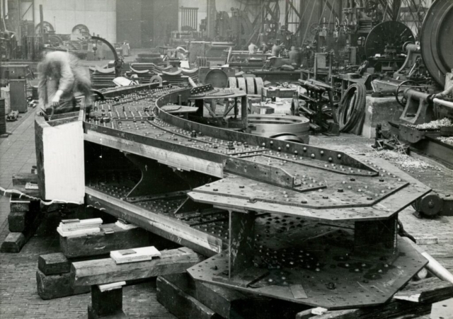 Fotoboek Fabrieksfoto's Gusto Staalbouw 1938-1940